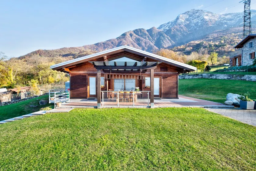 Haustierfreundliche Villa \"Chalet Inganna\" mit Blick auf den See, Garten & Wi-FI - Image 1