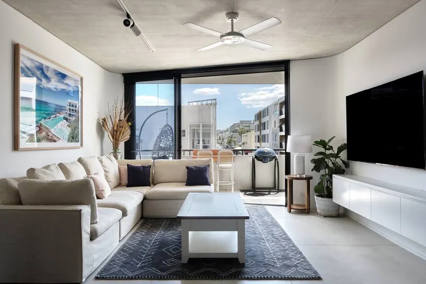 Premium Bondi Beach 2 Bedroom with Beach view and parking - Image 1