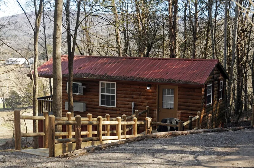 Cabin w/Vintage Tool Decor near Fall Creek Falls! - Image 1
