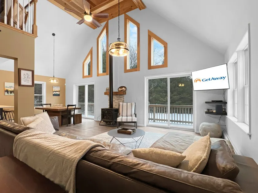 Agréable maison adaptée aux familles avec terrasse, jacuzzi et barbecue | Vue montagne | Idéale pour le télétravail - Image 1