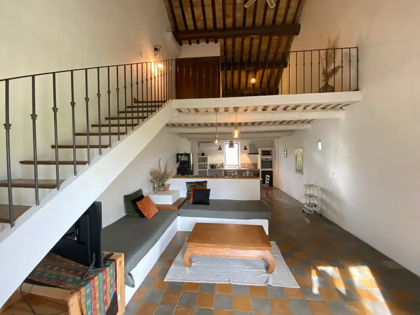 84B6 - Loft in charming 18th century farmhouse - Image 1