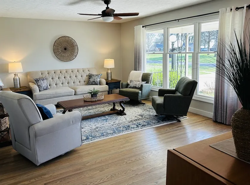 4 Bedrooms, 6 Beds, 3 Bathrooms, 6 TVs - Image 1
