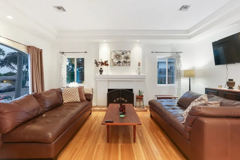 La Playa | Charming Bayside Bungalow - Image 1