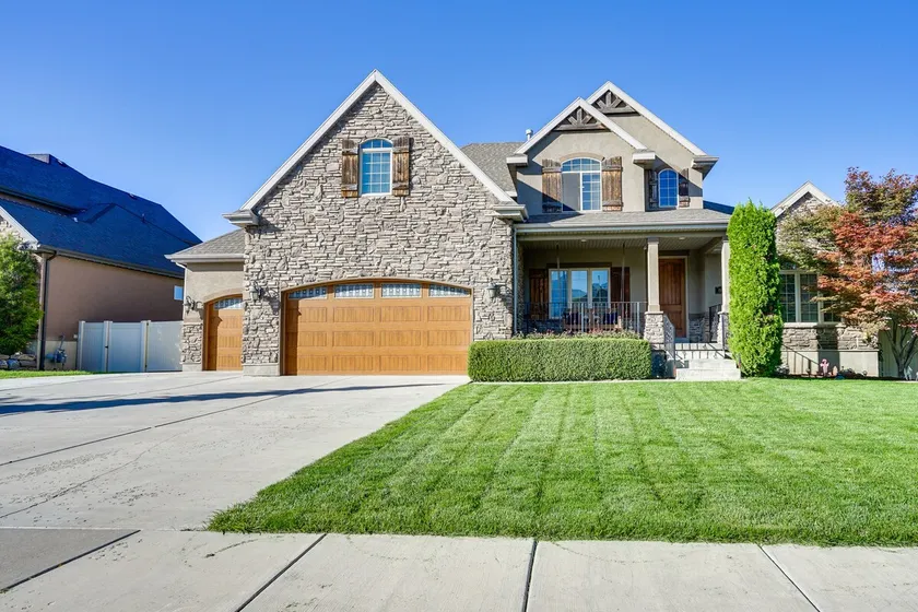 Game Room + Home Office: Spacious Kaysville Escape - Image 1