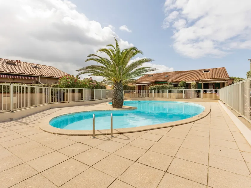Holiday Home Plage sud-3 by Interhome - Image 1
