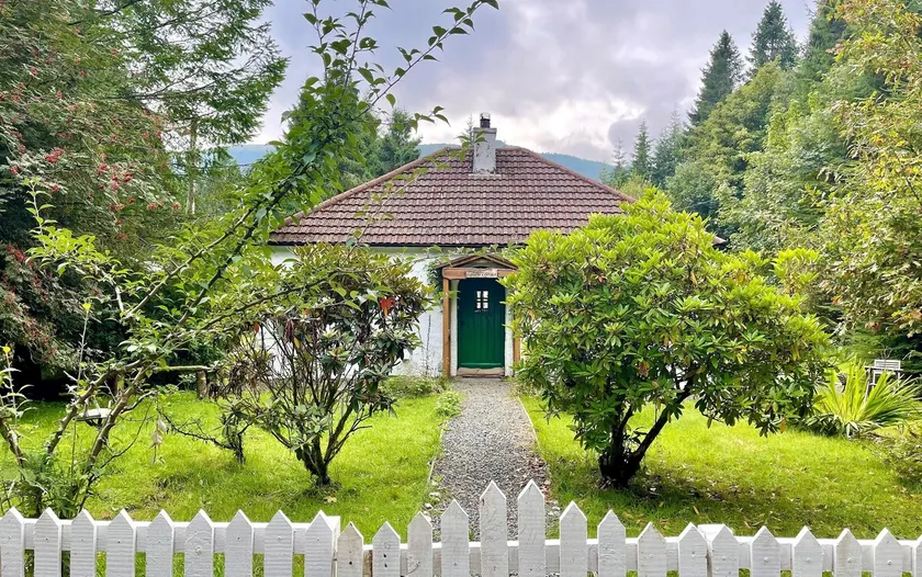 Nursery Cottage Benmore - Image 1