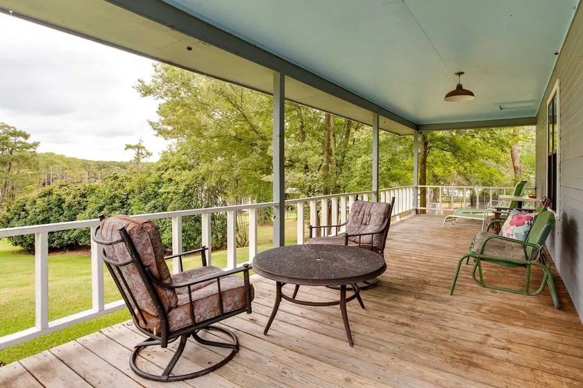 Doyline Cottage w/ Large Porch & Lake Access! - Image 1