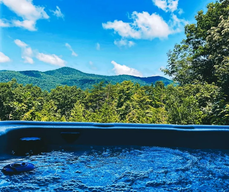 No Service Fee! Mtn View, Hot Tub, PacMan, Firepit - Image 1
