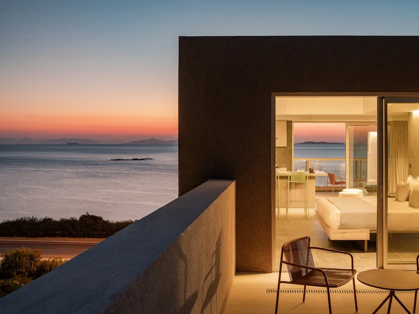 3 Olive Trees Loft Apartment Sea View - Image 1