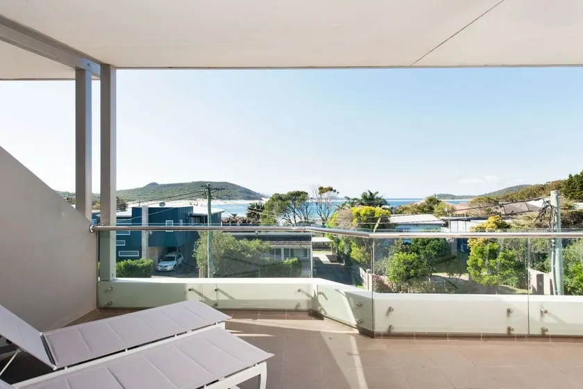Barefoot Bliss 4, 6-10 Market Street - Surfside Apartments - Image 1