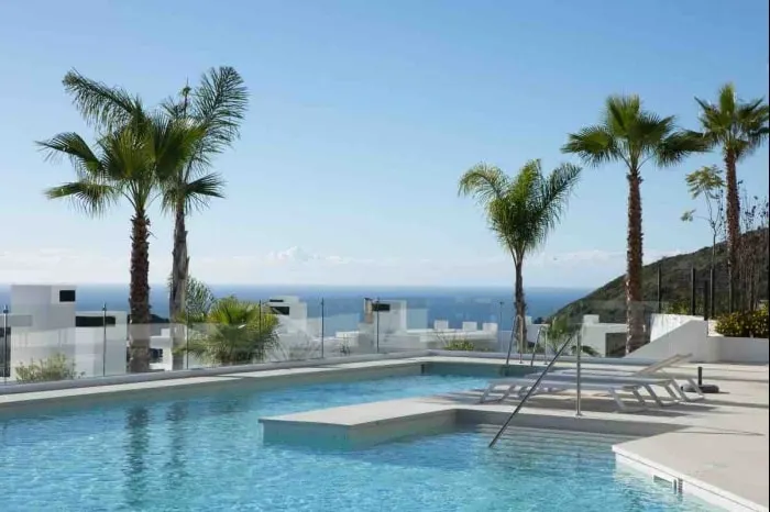 812 ALM Luxury aparment in Palo Alto, Marbella. - Image 1