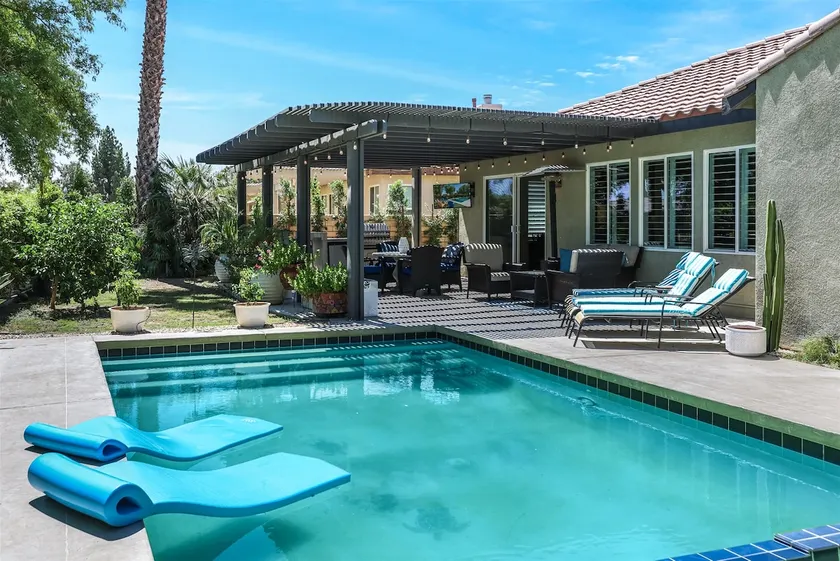 Indian Palms Vacation Rental – Private Pool, Spa, Game Room, Fire Pit & BBQ Near Polo Grounds - Image 1
