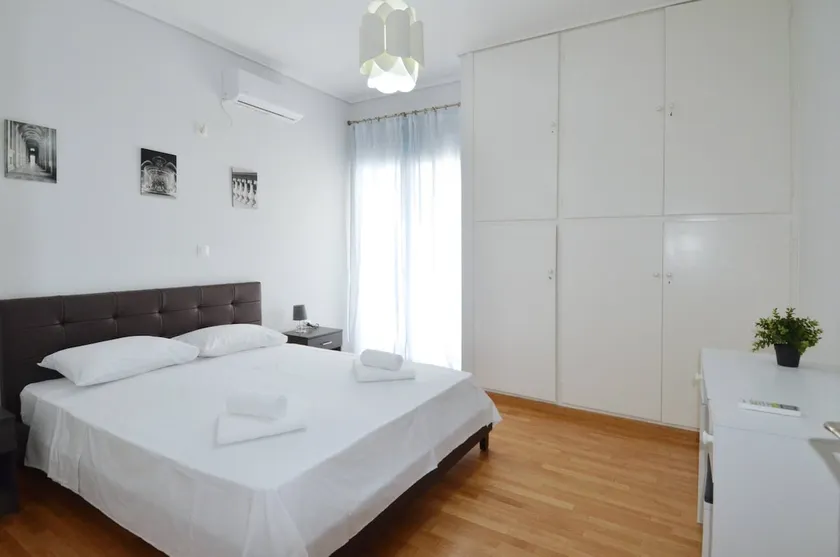 A spacious minimal apartment at Chalandri - Image 1