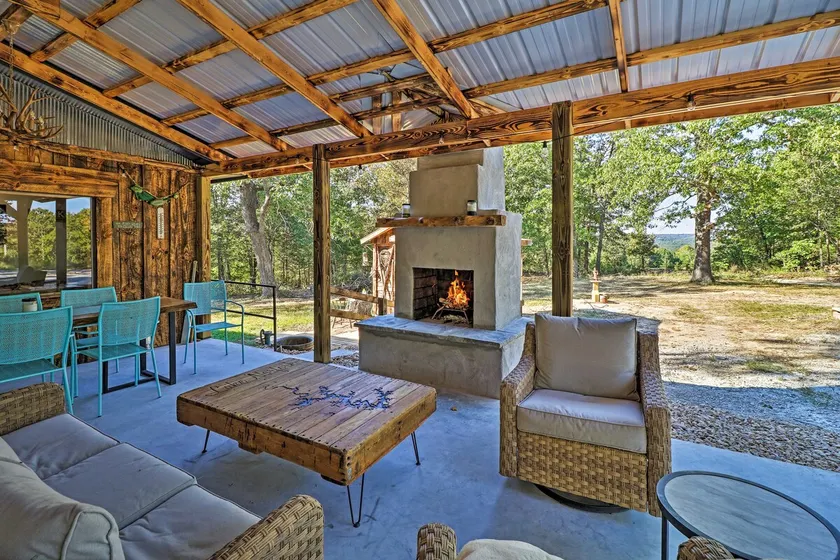 Cozy Cabin w/ Backyard Oasis: 11 Mi to Marina - Image 1