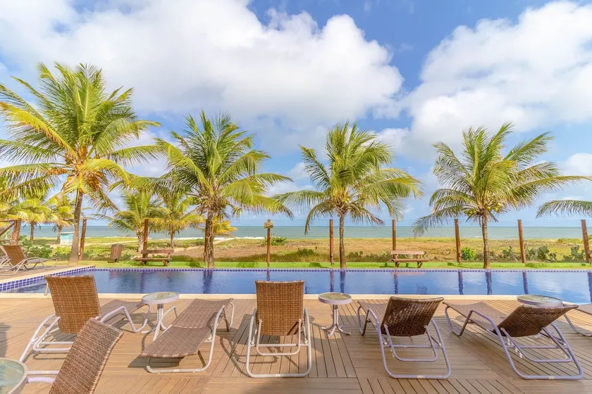 IT26 Sea View Bungalow with 3 Suites, Right on the Sand - Varandas do Mar Residential - Image 1
