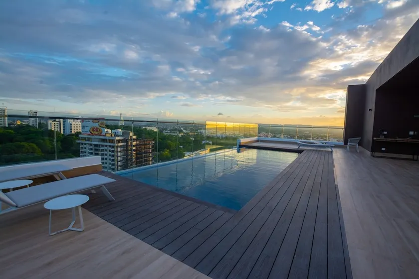 {HighCloud}@ Tower+ View+Pool+ Rooftop + Gym + Lux - Image 1