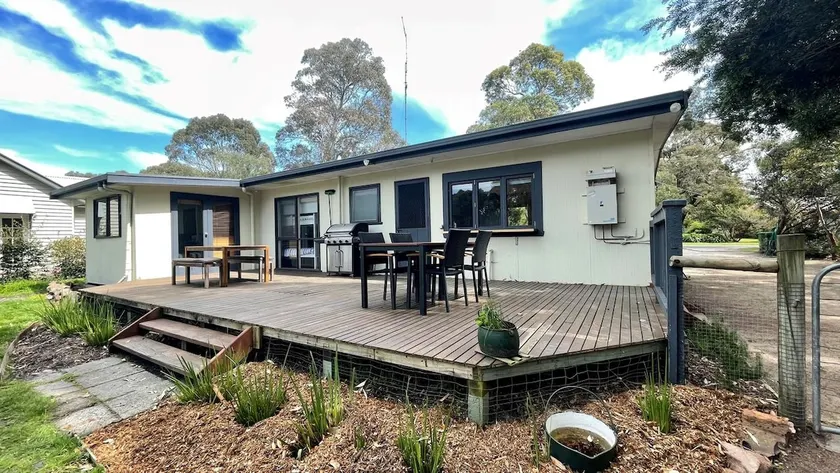 Wisteria Cottage Pet Friendly - Image 1