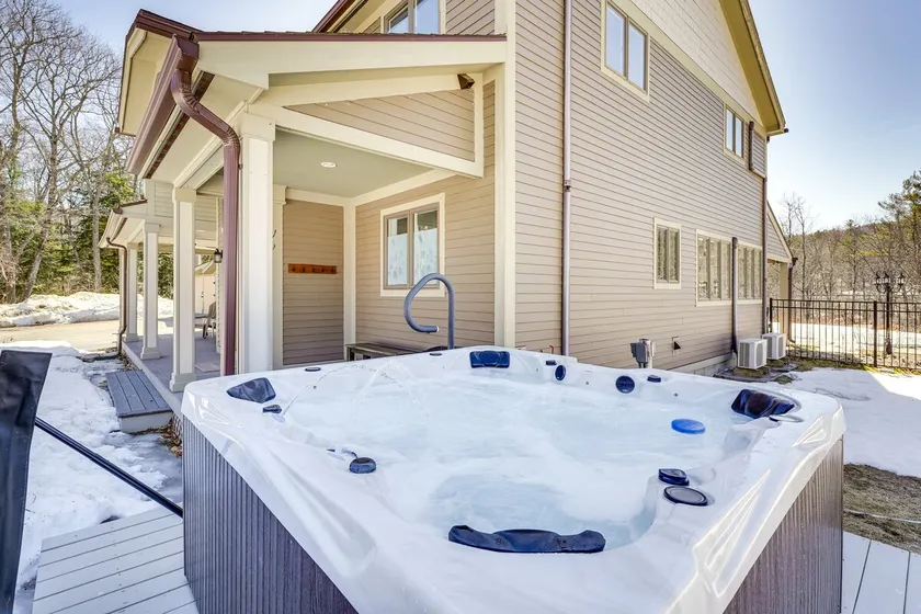 1 Mi to Okemo Mtn Resort: Ludlow Home w/ Hot Tub - Image 1