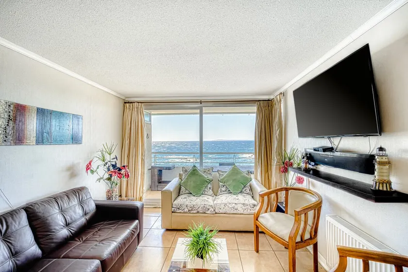 Ocean Bright 2BR W/ View, Wifi, Parking & Pool - Image 1
