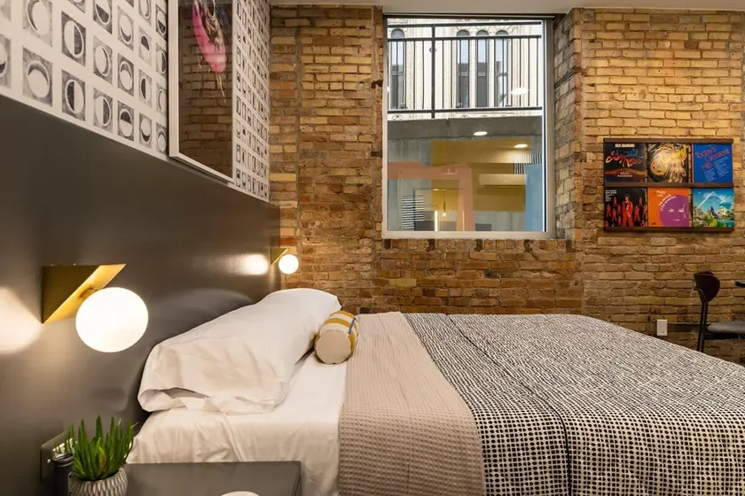 King Bed Suites at The Finnley Hotel - Image 1