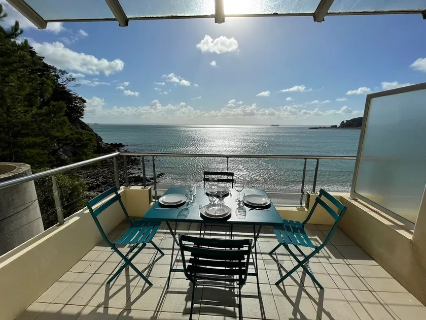 Mor Bihan - Beautiful seafront flat - Image 1