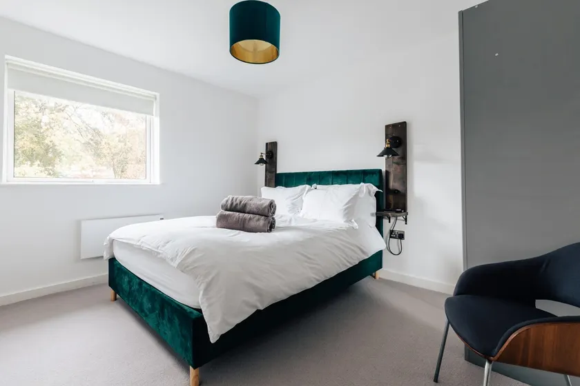 Modern Family Apartment with views of Bath - Image 1