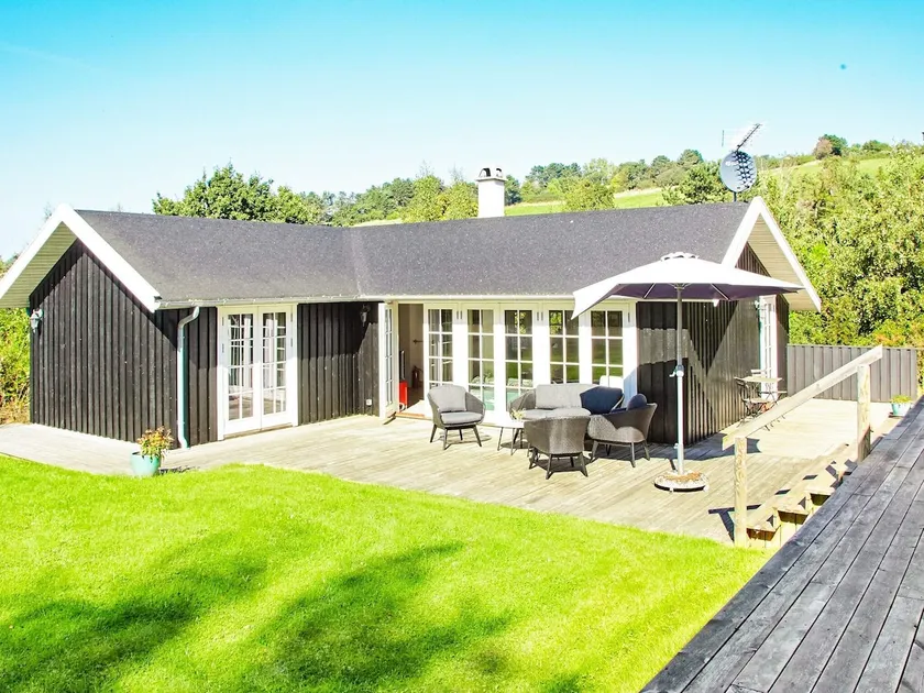 8 person feriebolig i Nykøbing Sj - Image 1