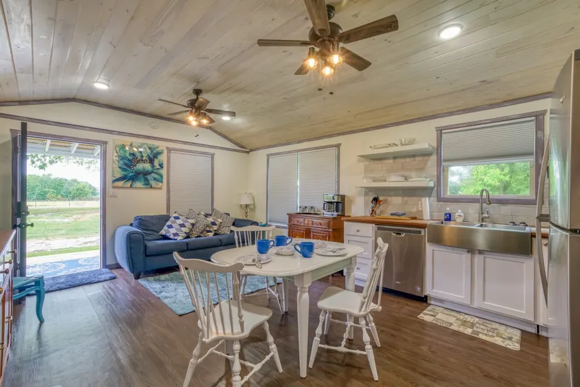 Elsie Mae's Place - Peaceful Acres - Image 1