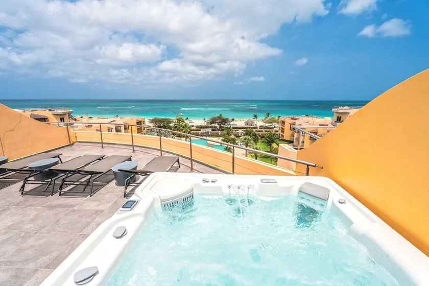 Beachfront - Panoramic View 4BR Penthouse - PH4 - Image 1