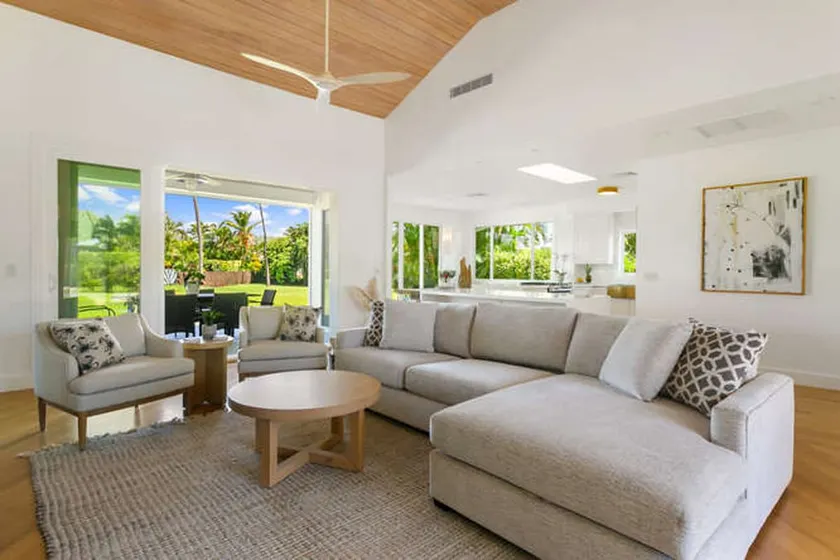 Hale Kupa'a: Charming Island Villa w/ Beach Nearby - Image 1