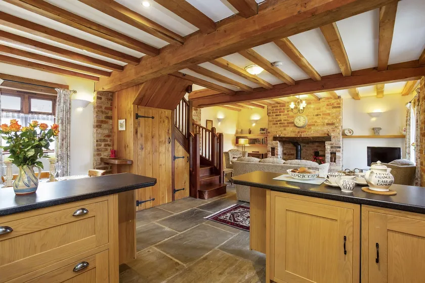 Shire Cottage - Image 1