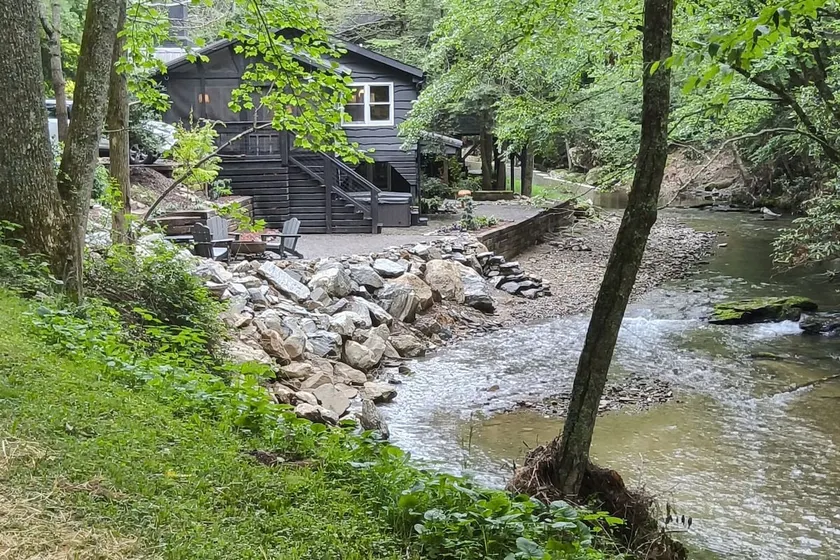 Anglers Cottage - Image 1