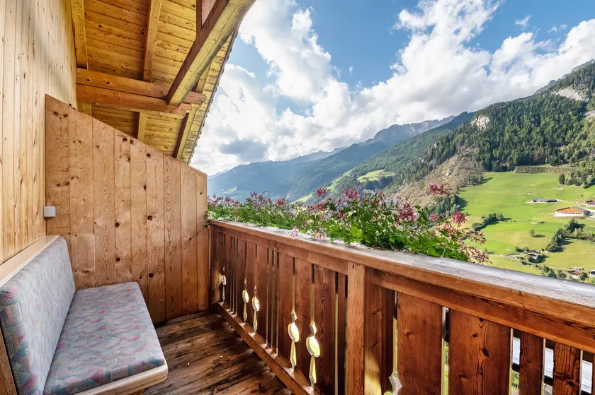 Glocklechnhof Sunshine - Image 1