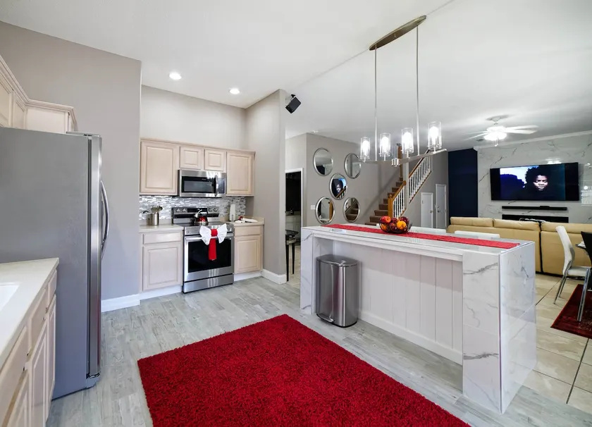 Executive Disney Pool/Hot Tub Villa with Outdoor Kitchen - Image 1