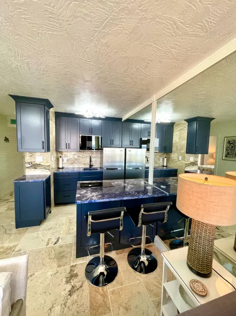 Sea Dreams - Beachside 1 bedroom at Symphony Beach - Image 1