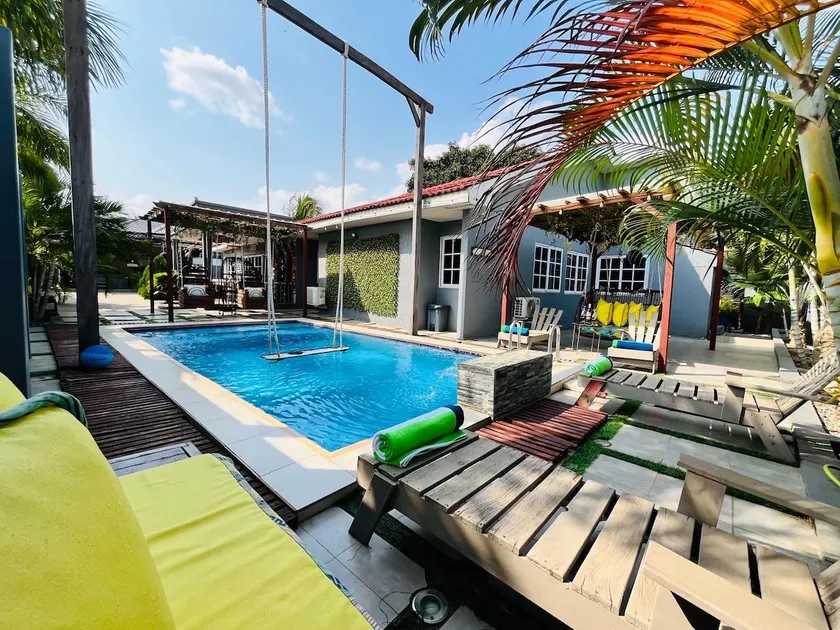 Luxury Escape w/ Infinity Pool & Hot Tub Bar - Image 1