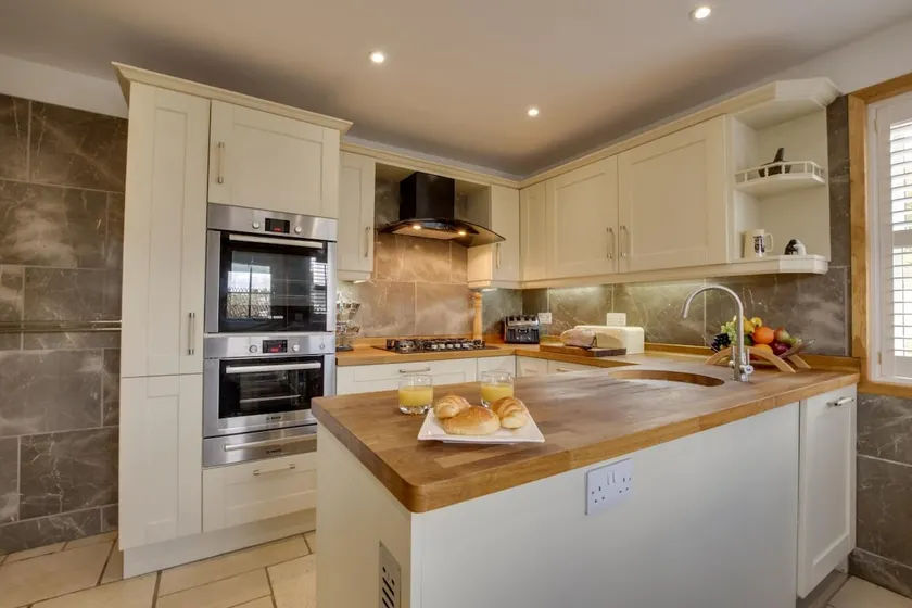 3 Bed in Cark In Cartmel oc-gl090 - Image 1