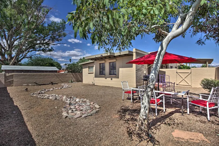 Tranquil Tucson Home w/ Yard - Walk to U of A - Image 1