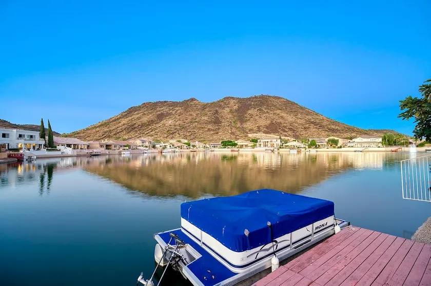 Lakefront Townhome: Private Dock, Pool & Views - Image 1