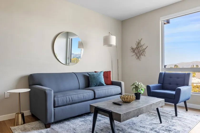 Kasa | 1BD, Near SCU & Rooftop Pool | Santa Clara - Image 1