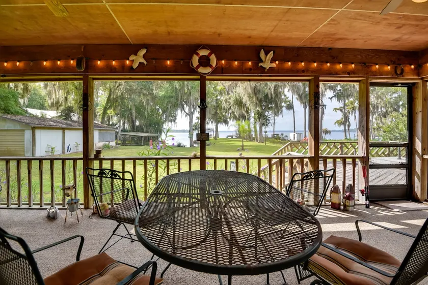 'Pirate Cove' Home in Welaka: Dock & River Access! - Image 1