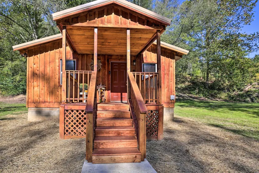 Silver Creek Cabin w/ Hiking < 1 Mi to Town! - Image 1