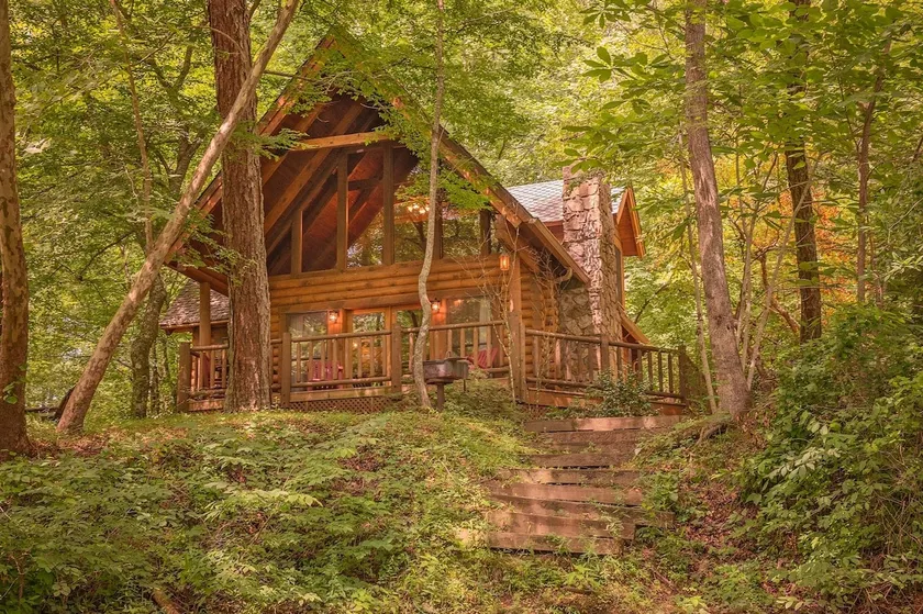 Ocoee Log Cabin steps from Ocoee in resort village - Image 1