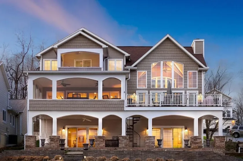 Private Lakefront Home|Views, Dock, Hot Tub, Kayak - Image 1