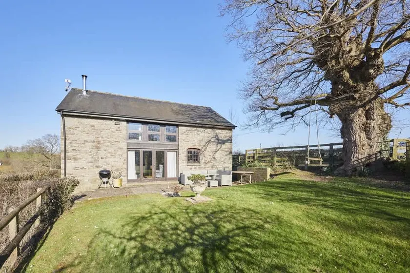 Host & Stay - Tregaer Mill Barn - Image 1