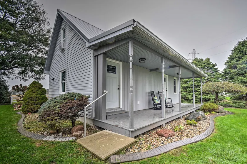 Cozy Goshen Farmhouse ~ 9 Mi to Amish Acres - Image 1