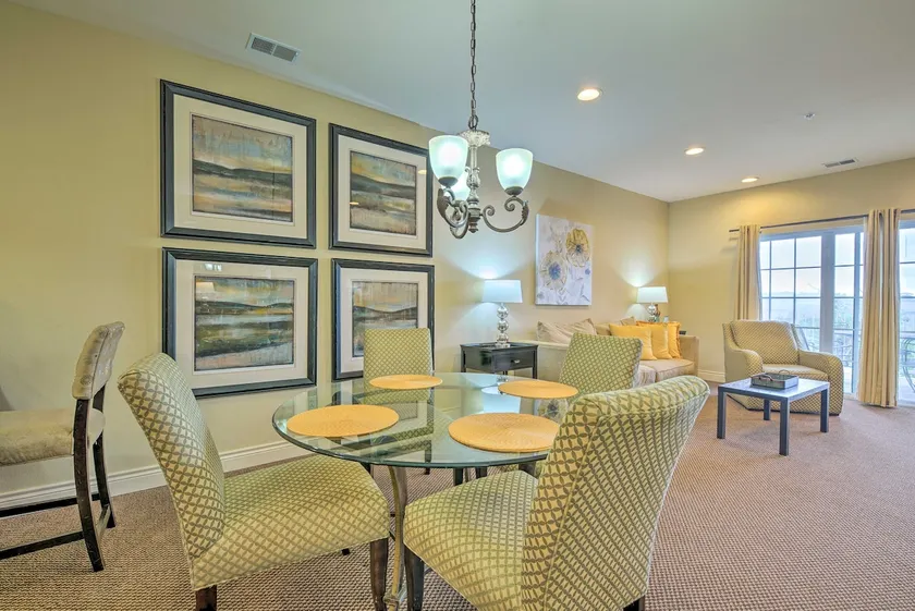 Branson Condo w/ Pool Access & Views, 3 Mi Dtwn! - Image 1