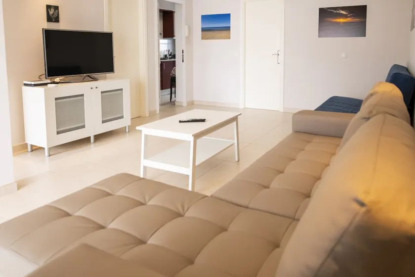 G G Spacious Bungalow in Maspalomas - Image 1