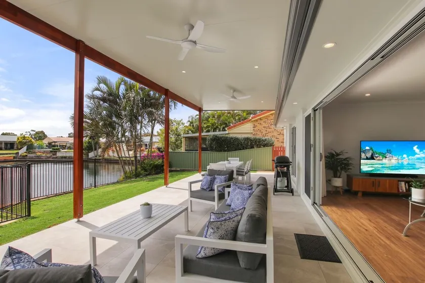Lake House On Magellan 58 Ramsay Crescent - Image 1