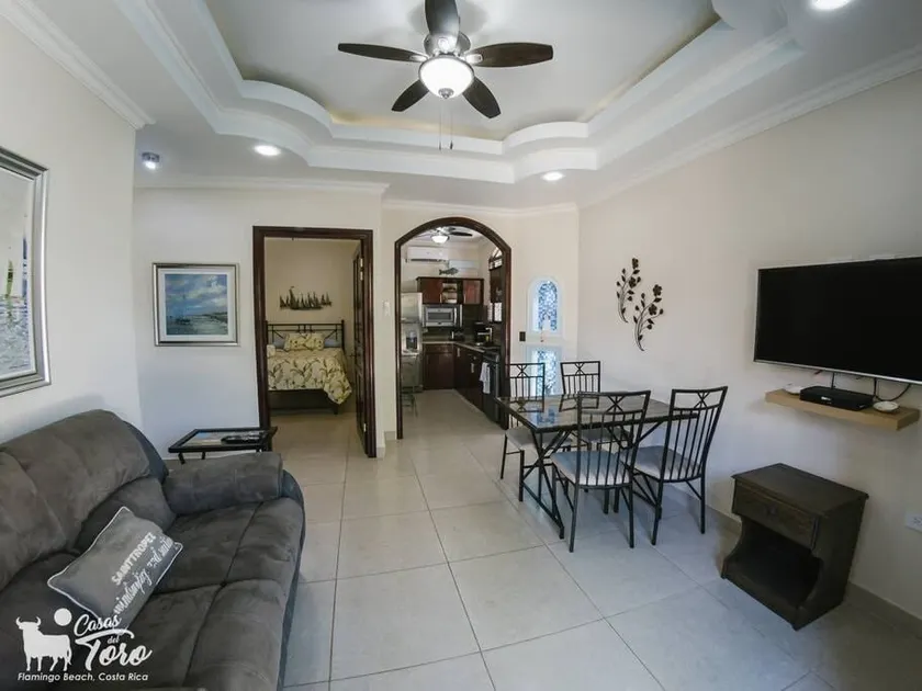 Apartment with 2 bedrooms - Image 1